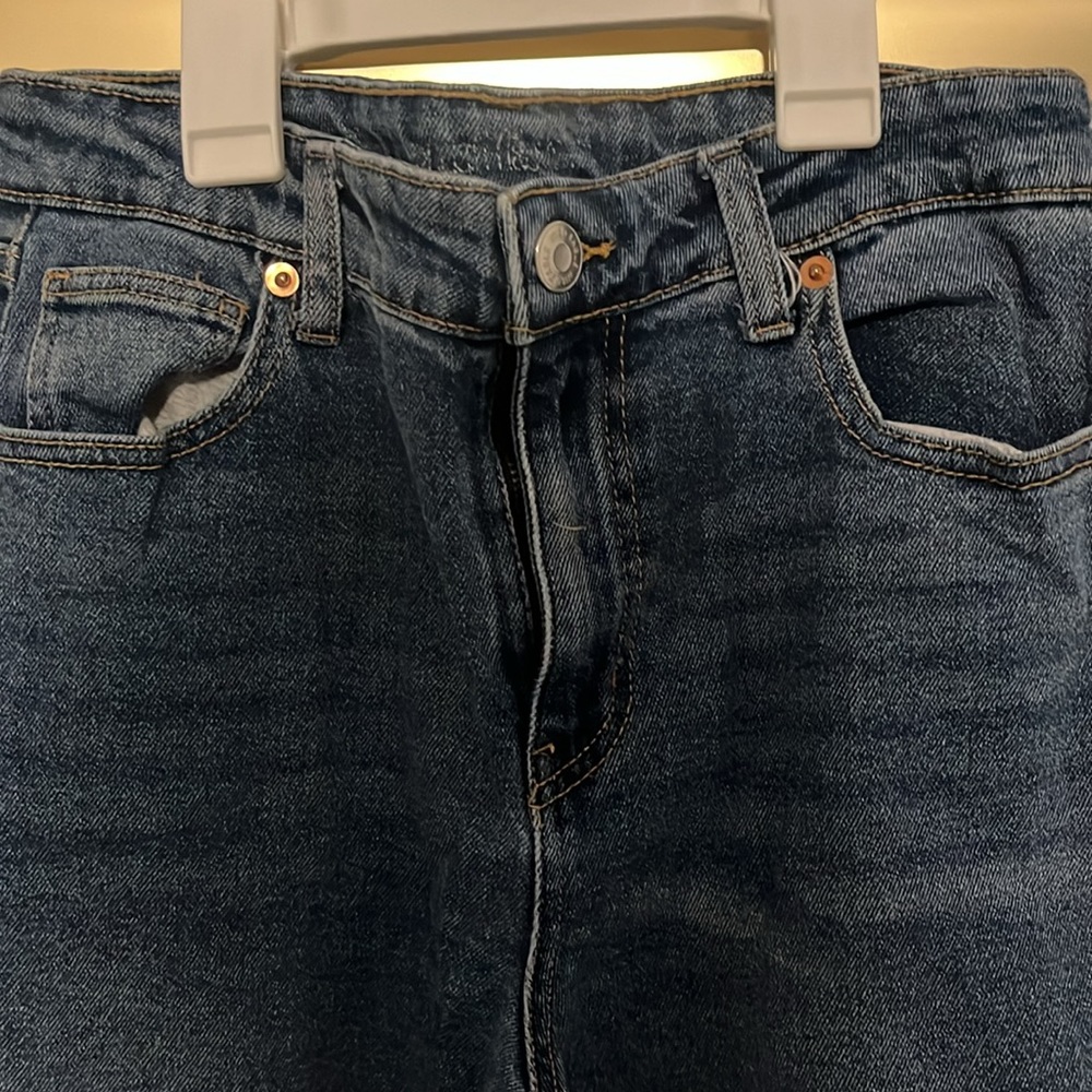 jeans - Picture 2 of 4